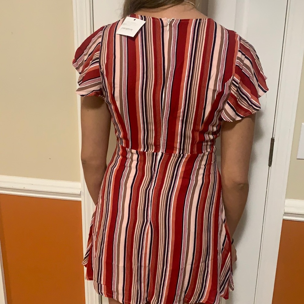 Dress - Picture 6 of 7